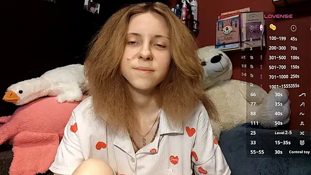 TiaraHenegan online show from 02/05/26, 07:13