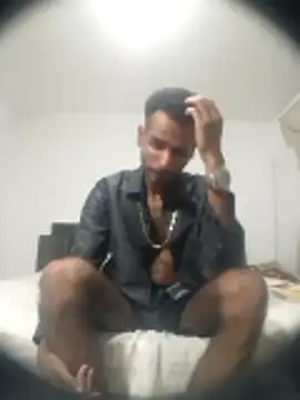 Snapshot of moreno_alpha_br chatting on 01/16/26, 12:58 moreno alpha br online show from 01/16/26, 12:58