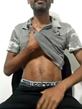 Snapshot of moreno_alpha_br chatting on 02/07/26, 04:05 moreno alpha br online show from 02/07/26, 04:05