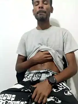 Snapshot of moreno_alpha_br chatting on 02/07/26, 10:02 moreno alpha br online show from 02/07/26, 10:02