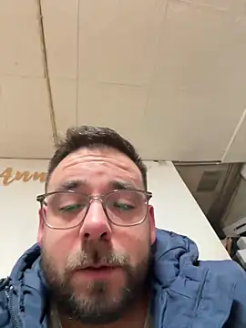 Snapshot of jeremy14270 chatting on 01/15/26, 07:35 jeremy14270 online show from 01/15/26, 07:35