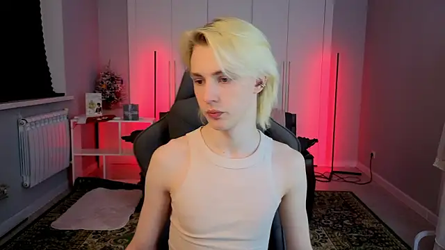 lucidangelok1 online show from 03/13/26, 02:12