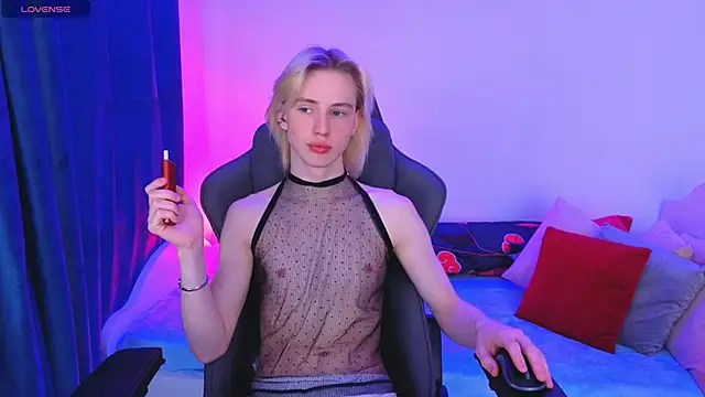 lucidangelok1 online show from 04/24/26, 08:06