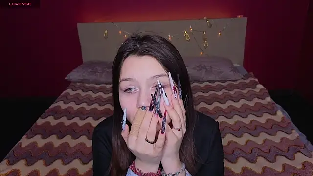 xxxnaughtyfoxyxxx online show from 04/05/26, 11:07