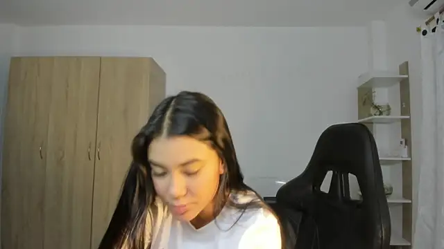 celestes777 online show from 01/05/26, 06:44