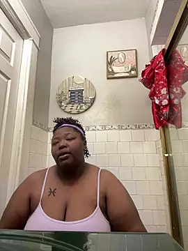 Chocolatebunnyxx96 online show from 03/04/26, 04:24