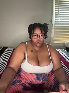 Chocolatebunnyxx96 online show from 04/20/26, 05:05