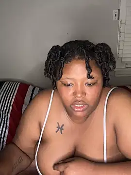 Chocolatebunnyxx96 online show from 04/21/26, 01:42