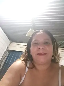 Snapshot of chiquitahot_ chatting on 04/15/26, 02:29 chiquitahot online show from 04/15/26, 02:29