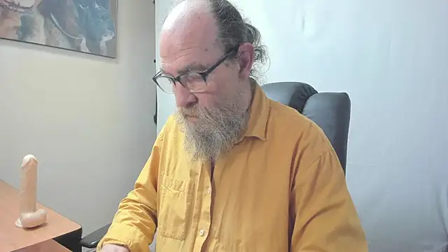 Uncle Hottie online show from 03/03/26, 05:41