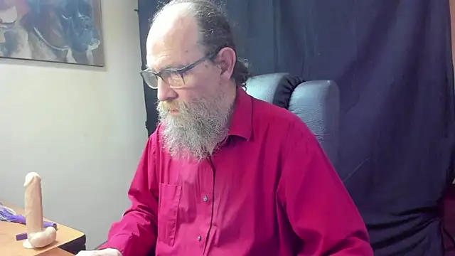Uncle Hottie online show from 04/01/26, 05:10