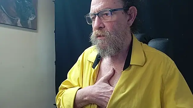 Uncle Hottie online show from 04/12/26, 04:45