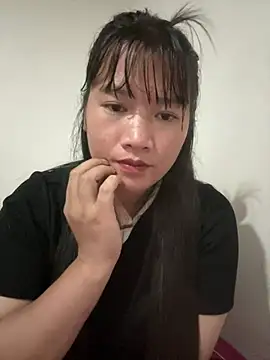 Suni-ii online show from 04/18/26, 10:41