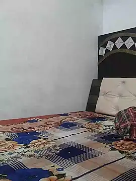 Snapshot of Cute-angle-1 chatting on 03/05/26, 07:37 Cute-angle-1 online show from 03/05/26, 07:37