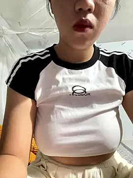 Likine002 online show from 01/06/26, 01:31