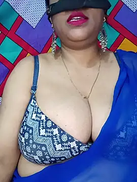 Snapshot of Hot-BHABHI696 chatting on 06/07/26, 11:03 Hot-BHABHI696 online show from 06/07/26, 11:03