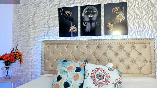 MeganRosseX online show from 01/15/26, 08:56