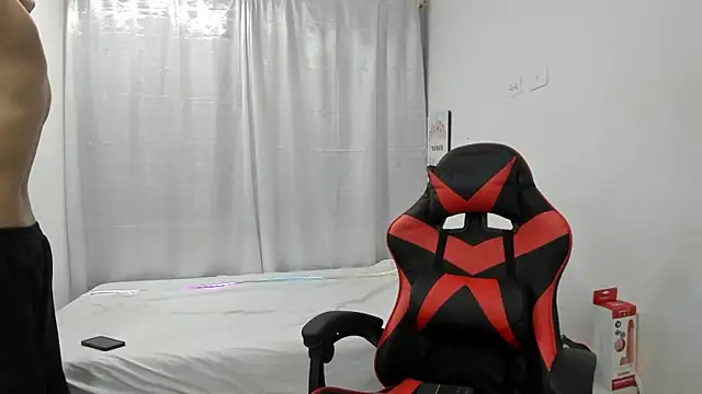 julian xx online show from 03/07/26, 07:11