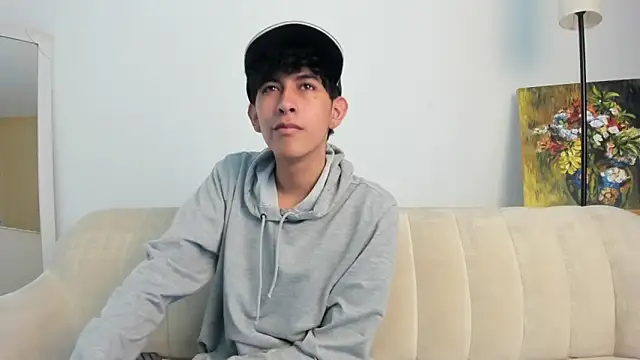 julian xx online show from 05/26/26, 02:24