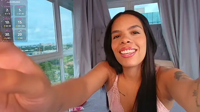 Bruna Ferrazz online show from 03/09/26, 08:13