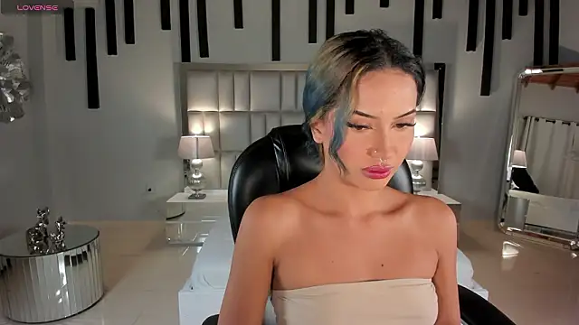 KayraLanne online show from 03/19/26, 03:43