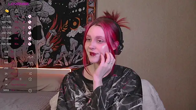 Snapshot of Mine_Doll chatting on 05/30/26, 04:48 Mine Doll online show from 05/30/26, 04:48