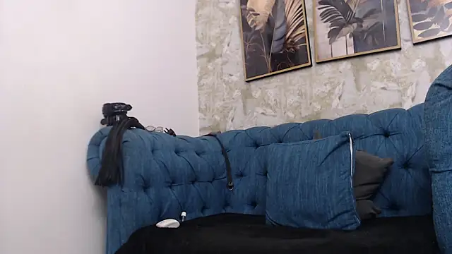 Helen Novoa online show from 04/21/26, 01:42