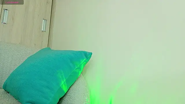 Bunnyvaleeee online show from 03/06/26, 04:31