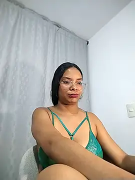 KATALINA SANTANA  online show from 04/09/26, 12:21