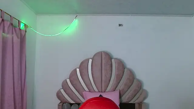 Naya  fox723 online show from 01/18/26, 07:39