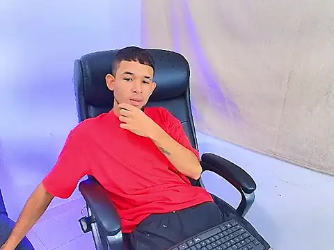 enyel 100 online show from 05/05/26, 07:33