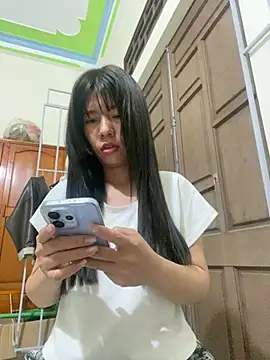 Miss me29 online show from 03/05/26, 08:27