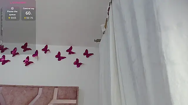 Roxy Fox- online show from 03/06/26, 03:25