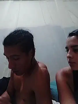 Rodrigohernan19 online show from 05/14/26, 03:35