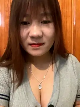 Snapshot of Liness101 chatting on 01/14/26, 02:28 Liness101 online show from 01/14/26, 02:28