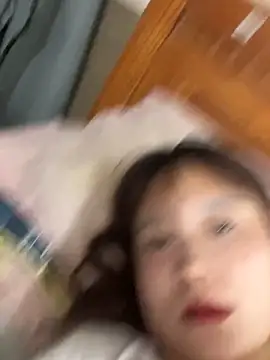 Snapshot of Liness101 chatting on 01/19/26, 02:32 Liness101 online show from 01/19/26, 02:32