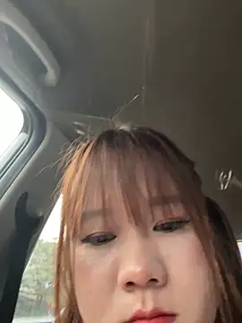 Snapshot of Liness101 chatting on 02/19/26, 12:17 Liness101 online show from 02/19/26, 12:17