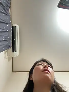 69 yuna 69 online show from 02/06/26, 10:51