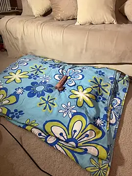 Elkinga nana online show from 04/02/26, 02:09