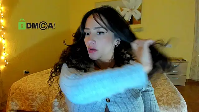 juliiaroberts online show from 03/27/26, 08:26