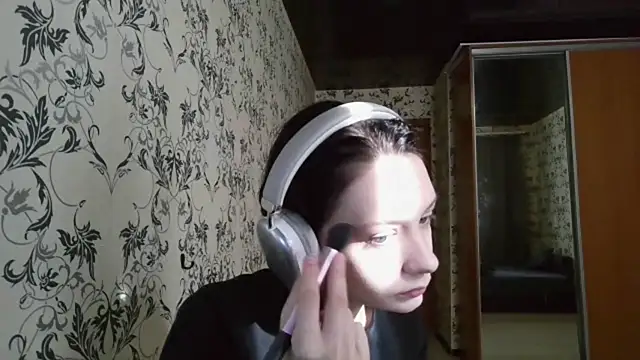 LxayBloom online show from 03/29/26, 05:29