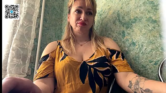 Lapussia  online show from 04/17/26, 10:29