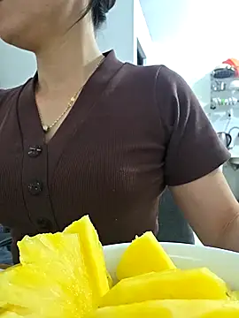 moon baby99 online show from 04/05/26, 10:01