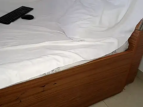 sids2891 online show from 04/11/26, 06:18