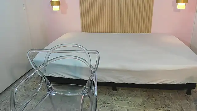 Snapshot of ZoeFox5 chatting on 01/15/26, 02:43 ZoeFox5 online show from 01/15/26, 02:43