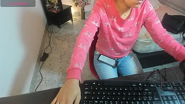 Snapshot of ZoeFox5 chatting on 02/09/26, 11:03 ZoeFox5 online show from 02/09/26, 11:03