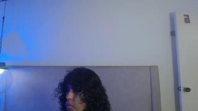 Snapshot of ZoeFox5 chatting on 03/08/26, 01:48 ZoeFox5 online show from 03/08/26, 01:48