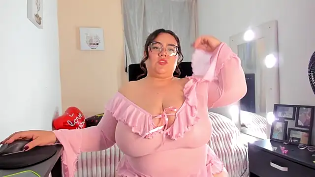 KarlaLannee online show from 03/11/26, 04:18