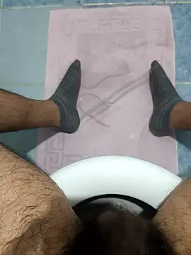 lyonnqw online show from 02/10/26, 04:22