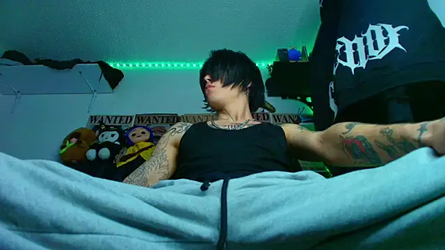 Snapshot of Anhony_Muscle chatting on 06/17/26, 02:14 Anhony Muscle online show from 06/17/26, 02:14